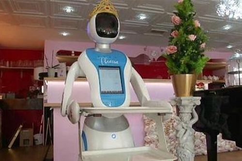 Robot chạy bàn mang tên cựu Thủ tướng Anh