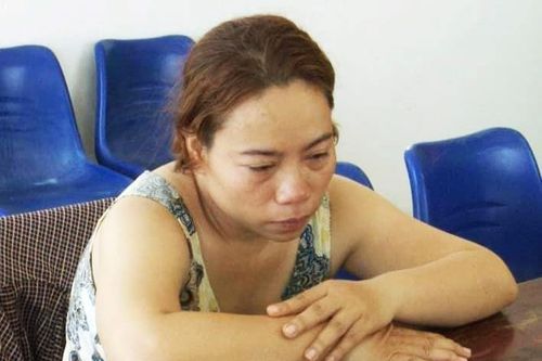 8X dùng sổ đỏ giả không qua mặt được công chứng viên