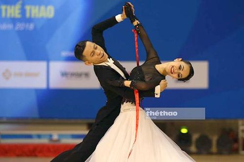 Khiêu vũ thể thao: Chỉ lo săn Vàng SEA Games, không sợ bị phạt