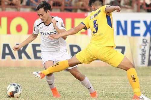 Công nghệ VAR khi nào được sử dụng ở V-League?