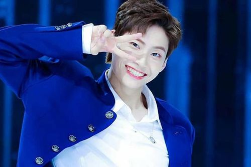 Produce X 101: Jinhyuk tiết lộ xém từ bỏ làm idol vì bệnh tim