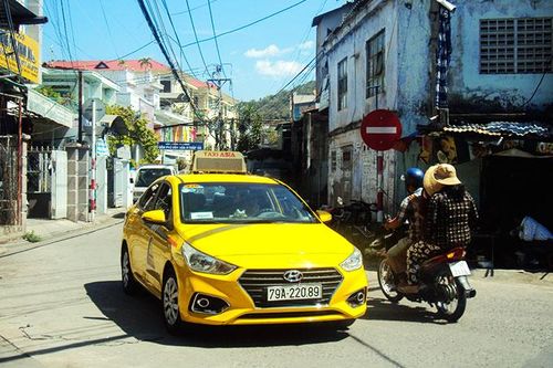 Cấm nhưng vẫn lưu thông