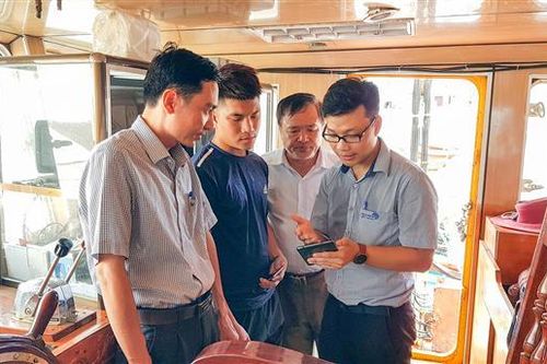 Triển khai lắp đặt thiết bị Movimar cho tàu cá xa bờ