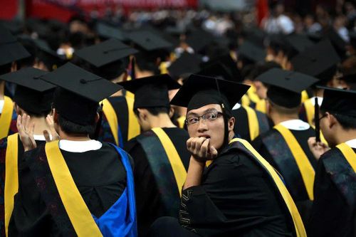 'Lao động thiếu trí tuệ, Trung Quốc không đủ sức thách thức Mỹ'