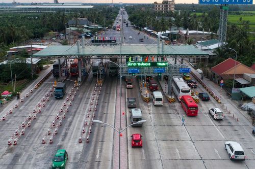 Bộ Kế hoạch: Không tăng giá, 9 dự án BOT có nguy cơ vỡ trận