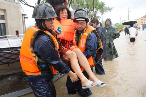 Trang mạng TQ gây sốc với tin cả tỉnh thiệt mạng do bão Lekima