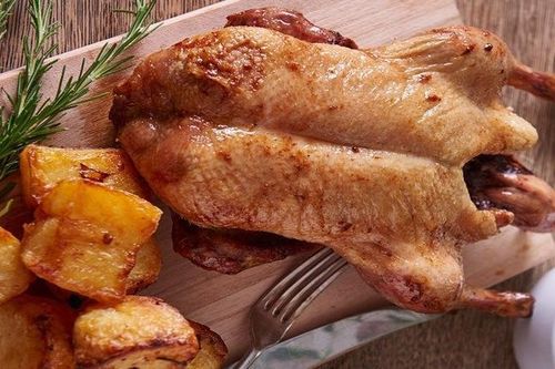 Tỉnh nào có tục biếu cha mẹ vợ thịt vịt dịp Vu Lan?
