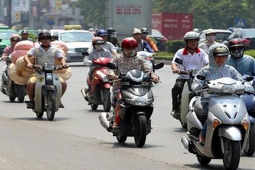 Thời tiết ngày 14/8: Hà Nội nắng nóng gay gắt trên 38 độ