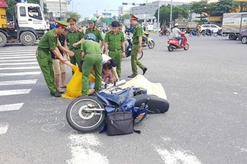 Cụ ông 74 tuổi bị xe ben tông tử vong