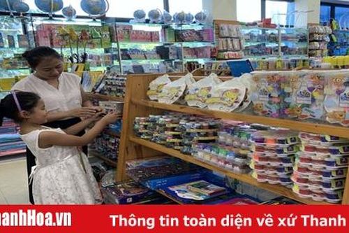 Sôi động thị trường sách và đồ dùng học tập
