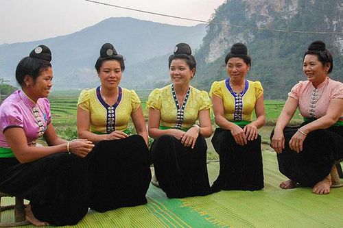 Tinh gọn bộ máy thôn, bản - Cách nhìn từ Tuần Giáo