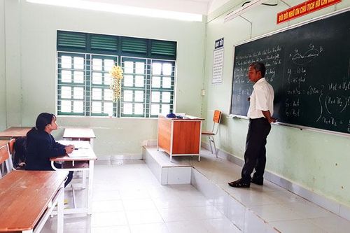 Nỗ lực để trẻ được đến trường