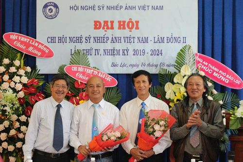 Đại hội Chi hội Nghệ sĩ Nhiếp ảnh Việt Nam tại Bảo Lộc