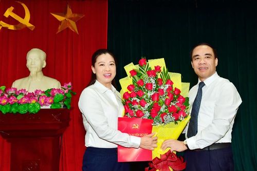 Công bố Quyết định của Ban Bí thư Trung ương Đảng về công tác cán bộ