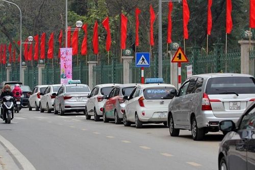 Đậu xe nơi không có biển cấm bị xử phạt như thế nào?