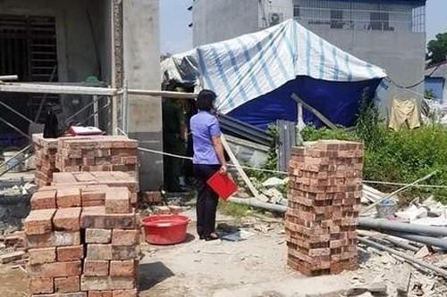 Sự thật vụ 'thi thể quấn chiếu và chèn bao xi măng xung quanh'