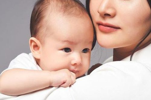 Lan Phương 'Nàng dâu oder' chia sẻ bí quyết chăm con, giữ lửa hạnh phúc
