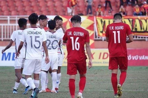 Thua khó tin Campuchia, U18 Việt Nam bị loại từ vòng bảng