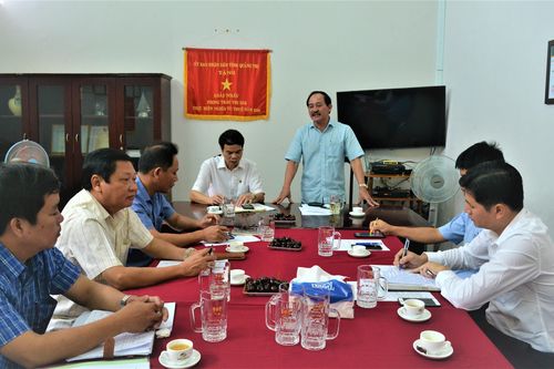 Phó Chủ tịch UBND tỉnh Quảng Trị Nguyễn Quân Chính làm việc với Sở Xây dựng và Tổng Công ty Bia- Rượu- Nước giải khát Hà Nội