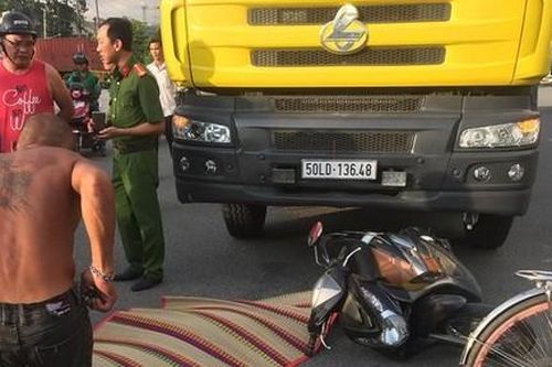 Người phụ nữ tử vong tại ngã tư 'tử thần'