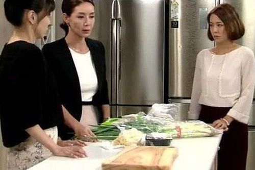Không phải mẹ chồng, đây mới là nhân vật đáng sợ nhất trong nhà chồng nhưng cách xử lý của cô vợ này quả là 'cứng'