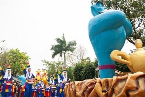 Các nhóc tì trầm trồ với Vũ hội hóa trang độc đáo ngay tại Hà Nội