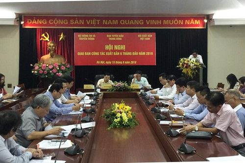 Tháo gỡ bất cập trong lĩnh vực xuất bản
