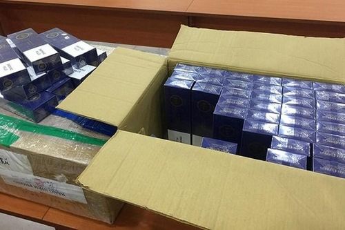 Hà Nội: Phát hiện hơn 2.000 bao thuốc lá ngoại nhập lậu