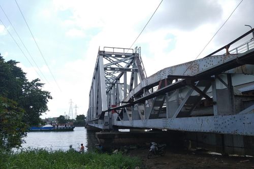 TP Hồ Chí Minh: Cầu Bình Lợi cũ nên tháo dỡ hay bảo tồn?