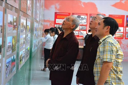 Triển lãm Bác Hồ với Đảng bộ và nhân dân Nam Định