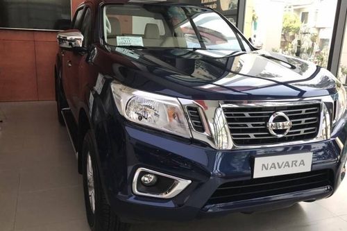Nissan Navara nâng cấp nhiều trang bị mới, cạnh tranh với Ford Ranger