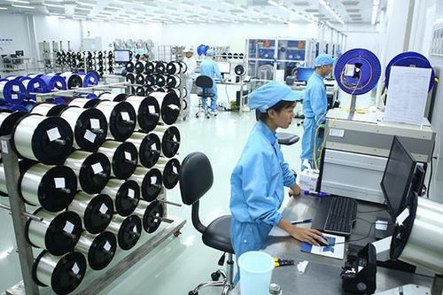 Việt Nam có nhà máy sản xuất sợi quang quang đầu tiên tại Đông Nam Á