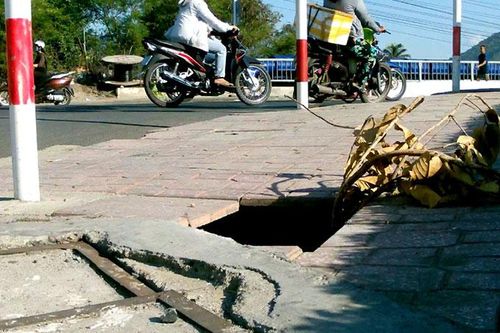 Hố ga bị mất nắp đậy