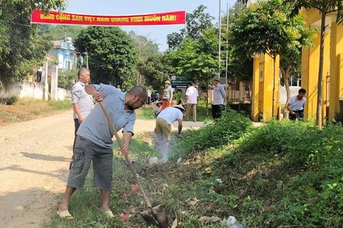 Đảm bảo vệ sinh môi trường nông thôn: Cần 'chữa bệnh' từ gốc