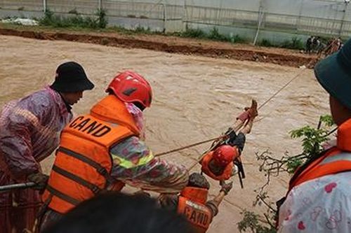Cuộc giải cứu đặc biệt vùng tâm lũ Tây Nguyên