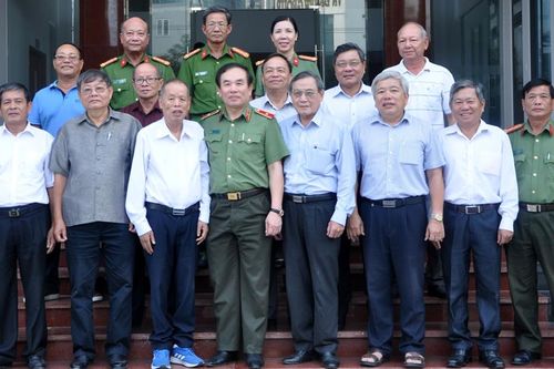 Gặp mặt thân mật nguyên lãnh đạo CATP qua các thời kỳ