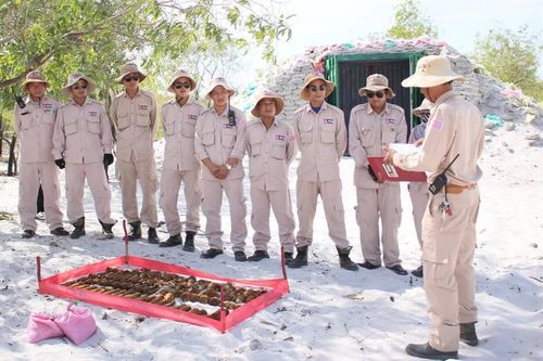Hủy nổ bom đạn còn sót lại sau chiến tranh ở Quảng Trị