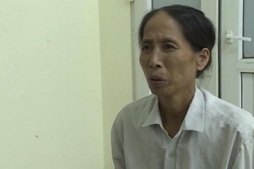 Vợ rải đinh trên Quốc lộ để giúp chồng có thêm thu nhập