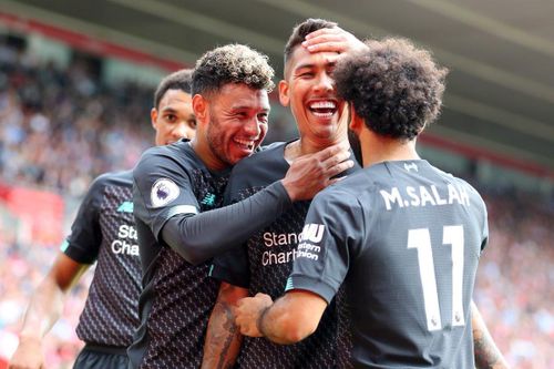 Mane và Firmino ghi bàn, Liverpool thắng 'toát mồ hôi'