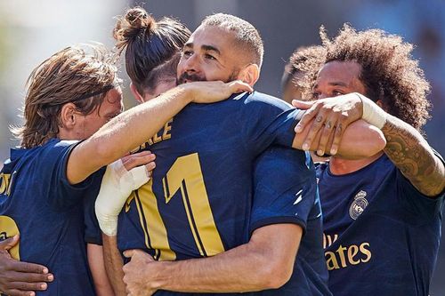 Benzema rực sáng, Real thắng to trận mở màn