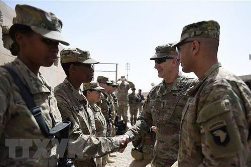 Lãnh đạo Mỹ thảo luận về kế hoạch hòa bình Afghanistan