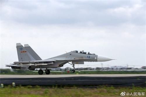 Trung Quốc chứng minh 'bẻ khóa' thành công tiêm kích Su-30MK2