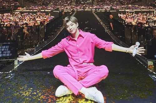 Kang Daniel lần đầu giải mã ý nghĩa ca khúc 'I Hope' và tiết lộ thành viên Wanna One mình hay liên lạc nhất