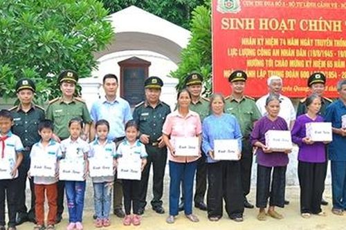 Tổ chức hoạt động về nguồn, tri ân tại quê hương cách mạng