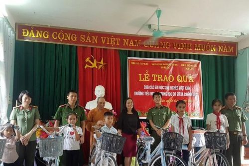 Hoạt động nghĩa tình của phòng An ninh đối nội – Công an Hà Nội