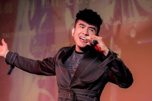 'Đan Trường muốn nghỉ ngơi nhưng bầu show năn nỉ, gửi tiền lại đi hát'