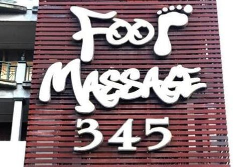 Cháy quán massage, nhiều người hốt hoảng bỏ chạy