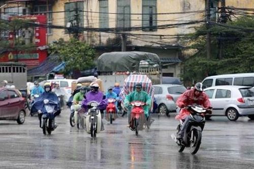 Bắc Bộ mưa rào và dông rải rác, Trung Bộ tiếp tục nắng nóng