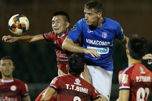 HLV Chung Hae Soung không bỏ cuộc trước Hà Nội