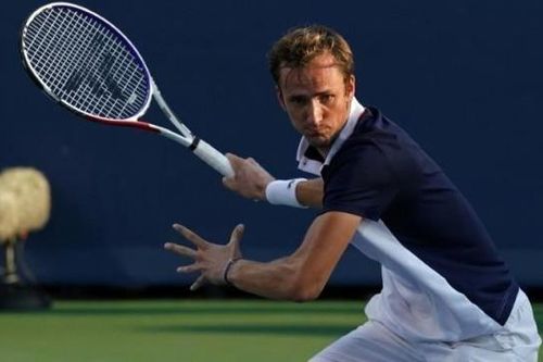 Medvedev biến Djokovic thành cựu vương ở Cincinnati Masters